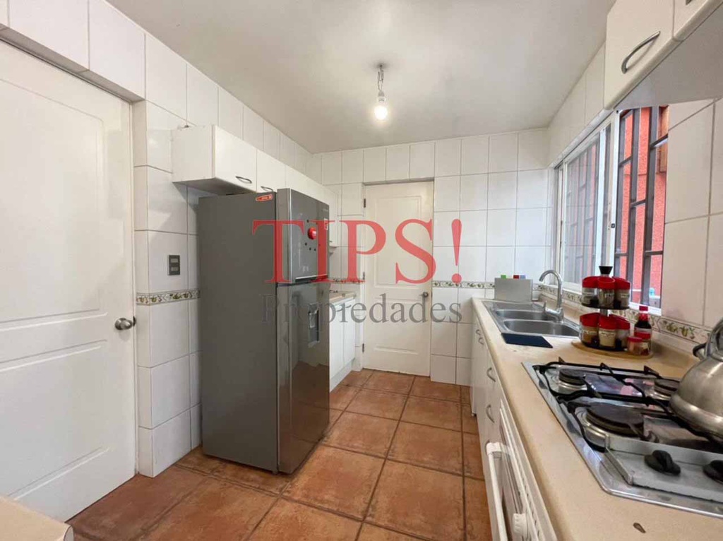 TIPSPROPIEDADES VENDE CASA EN AV. CONSISTORIAL, PEÑALOLEN