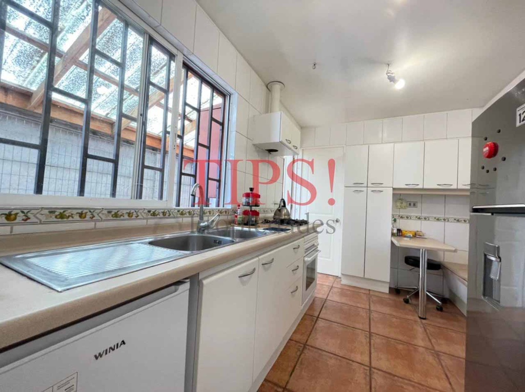 TIPSPROPIEDADES VENDE CASA EN AV. CONSISTORIAL, PEÑALOLEN