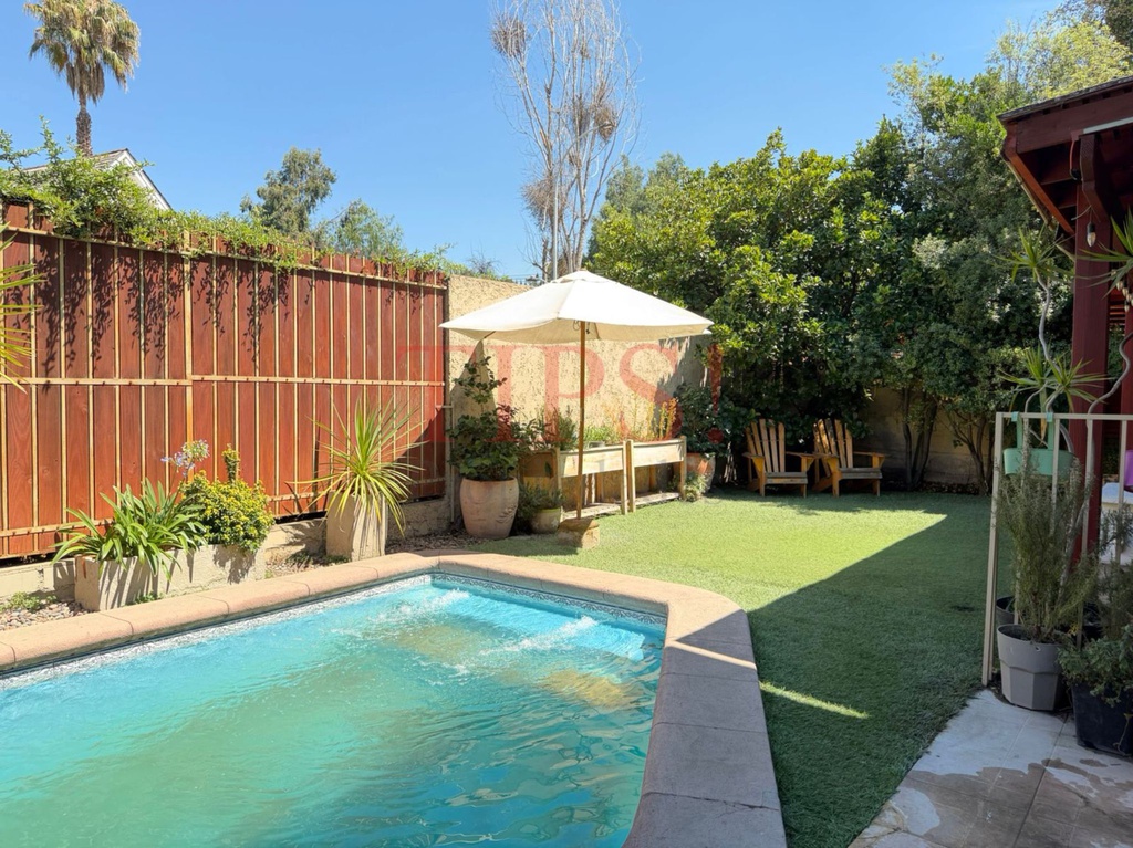 TIPSPROPIEDADES VENDE CASA EN CALLE VEINTITRÉS DE FEBRERO 8010, LA REINA