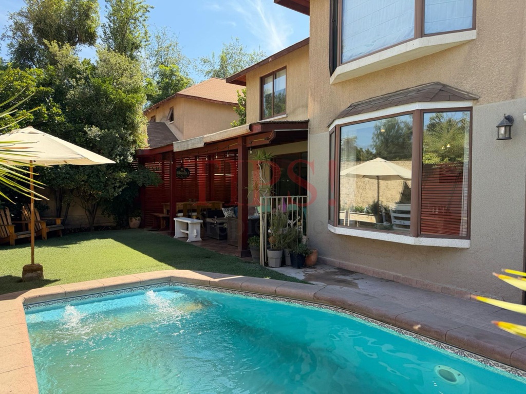 TIPSPROPIEDADES VENDE CASA EN CALLE VEINTITRÉS DE FEBRERO 8010, LA REINA